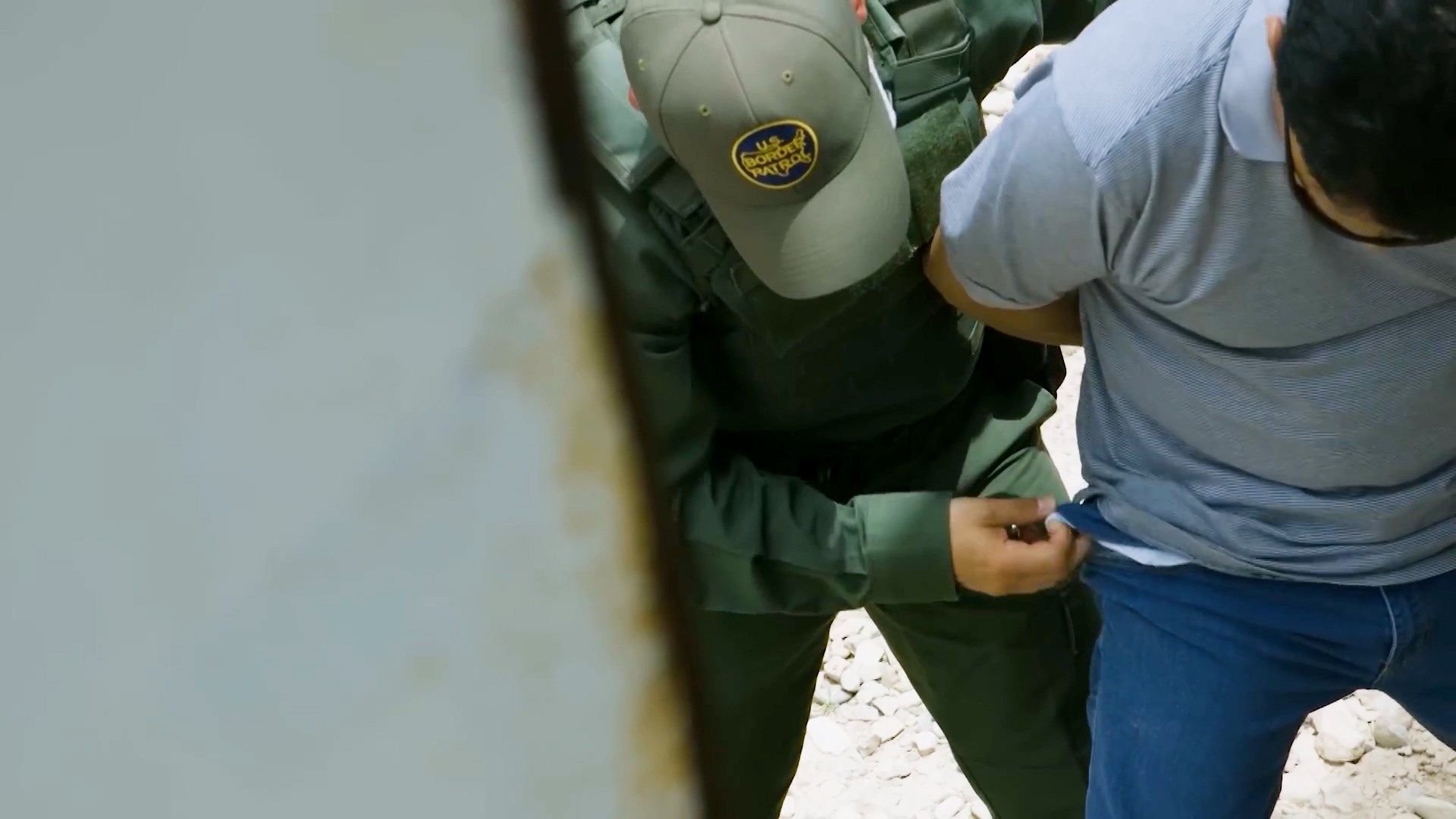 Gobierno de EE.UU. lanza polémica campaña millonaria contra la inmigración ilegal