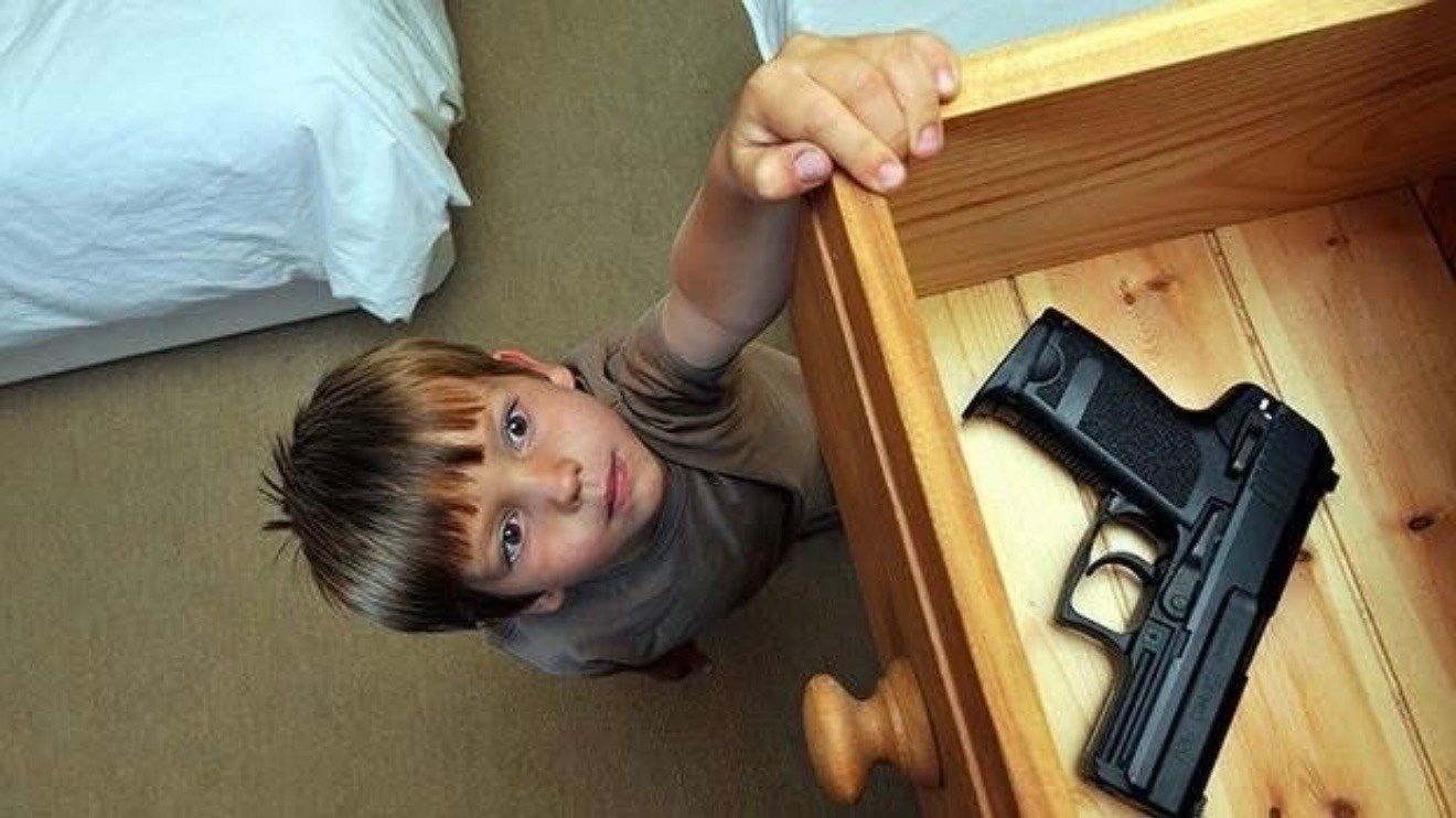 Llamado urgente en Omaha para reforzar la seguridad de armas en hogares con niños